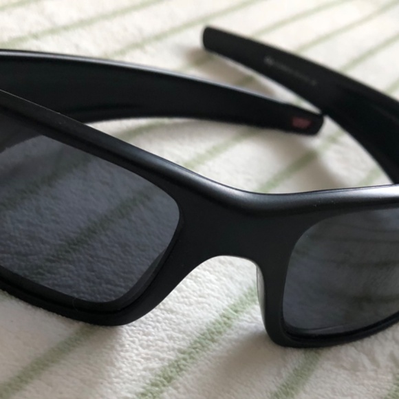 Sunglasses - Picture 4 of 6